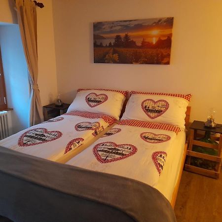 Studio Chez Un Vigneron Au Village Au 2Eme Etage Sans Ascenseur Villeneuve Eksteriør billede