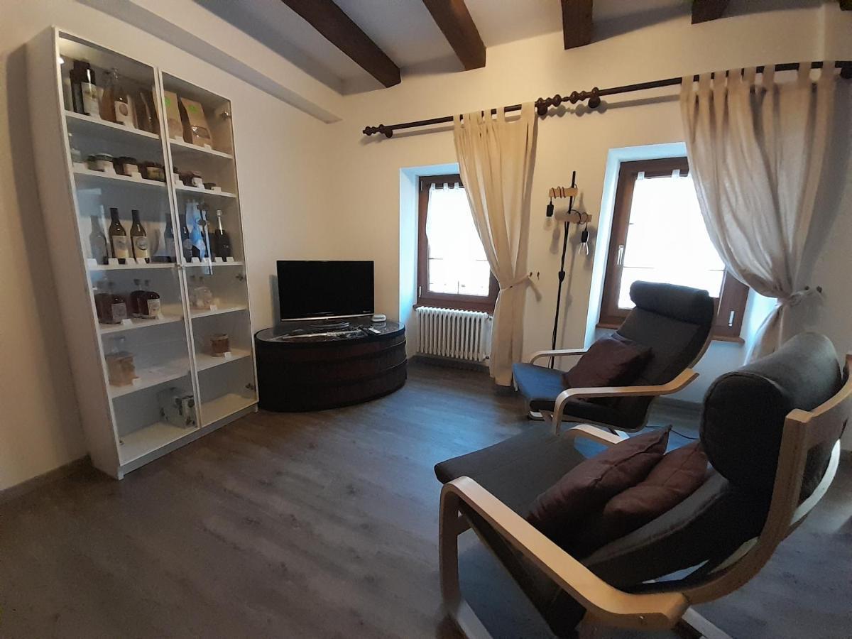 Studio Chez Un Vigneron Au Village Au 2Eme Etage Sans Ascenseur Villeneuve Eksteriør billede