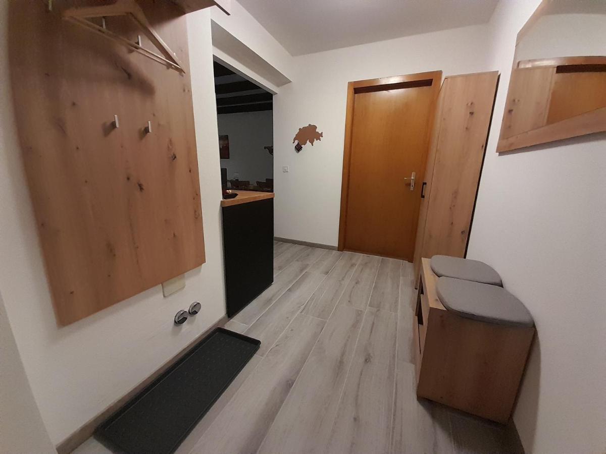 Studio Chez Un Vigneron Au Village Au 2Eme Etage Sans Ascenseur Villeneuve Eksteriør billede